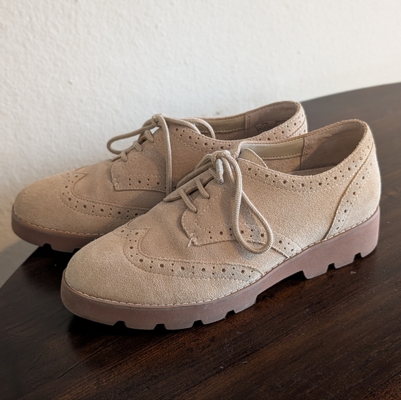 Vionic Women's Tan Suede Oxford Shoes - Picture 2 of 5